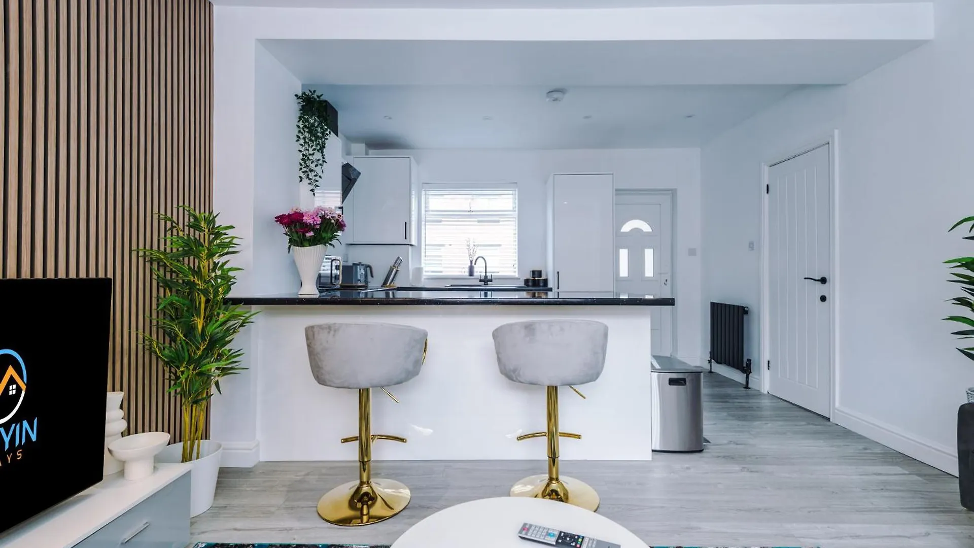 Stunning 3 Bedroom House Near Leeds City Centre With Free Parking 度假居