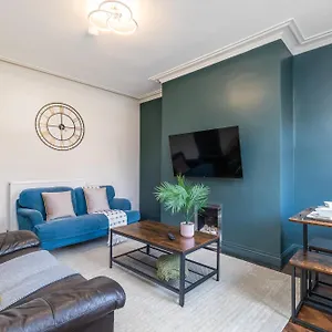 Holiday home Spacious Two Bed House In Headingley, Leeds (West Yorkshire)