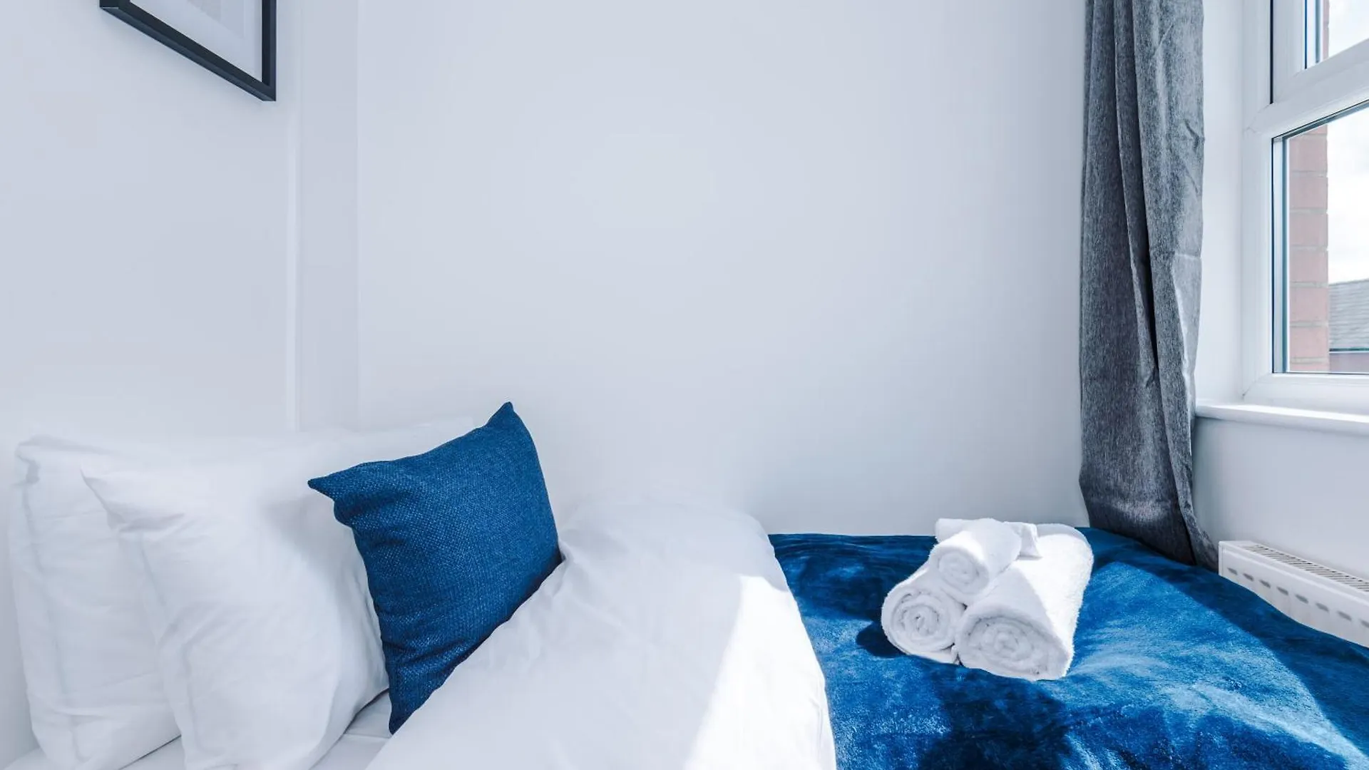 Дом отдыха Stunning 3 Bedroom House Near Leeds City Centre With Free Parking Великобритания